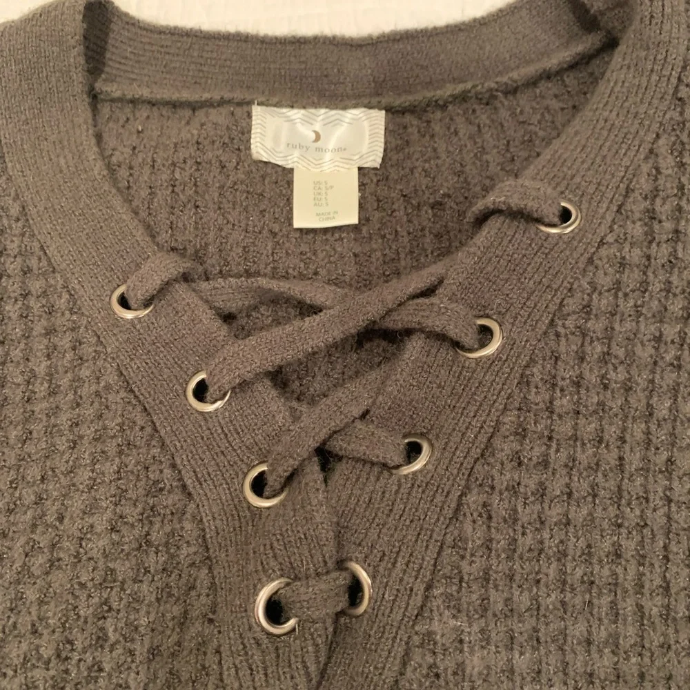 🦋Ruby Moon Sweater🦋 - Picture 3 of 5
